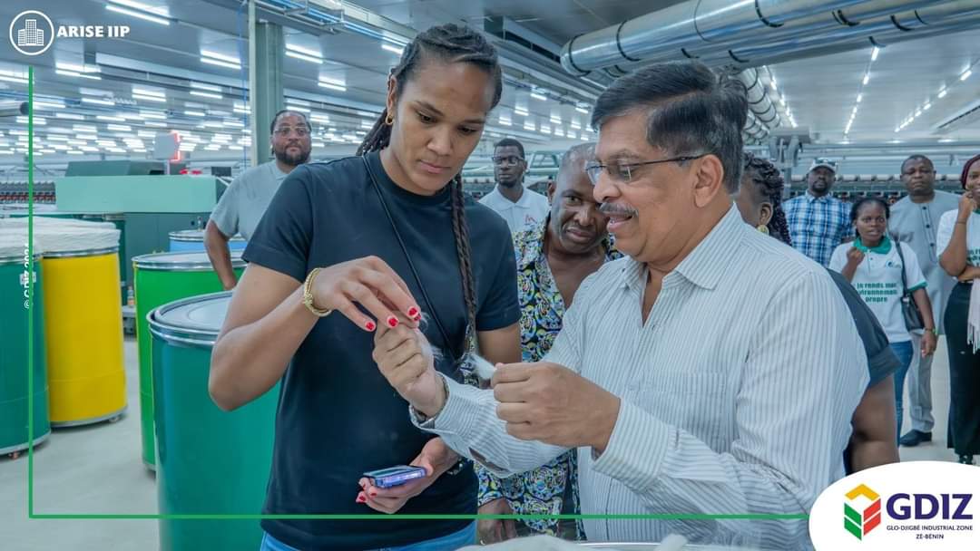 EN VISITE AU BÉNIN : Wendie Renard salue les prouesses de la Gdiz