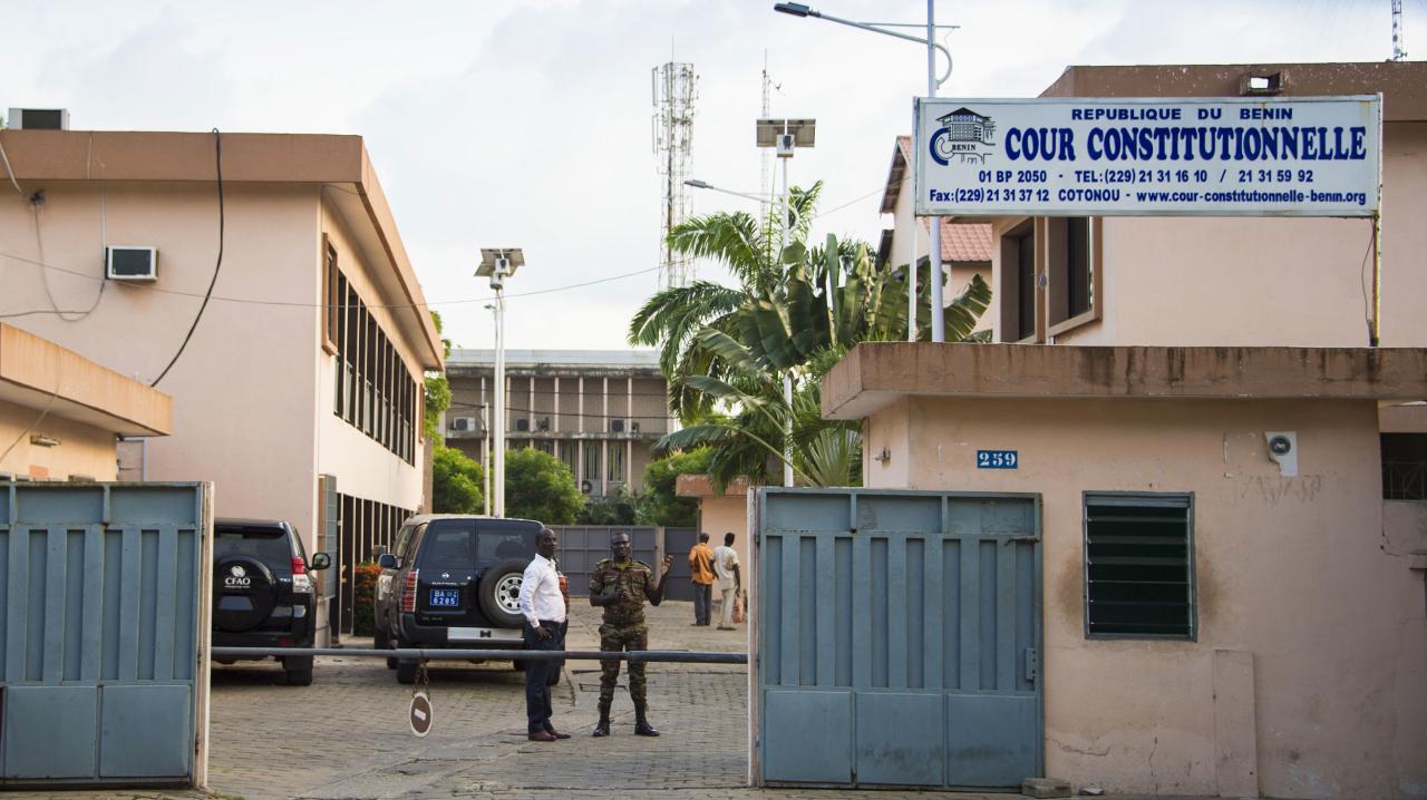 COUR CONSTITUTIONNELLE : Une plainte déposée contre Talata par « Les Démocrates »