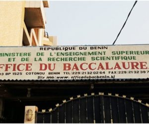 DISTRIBUTION DES ATTESTATIONS AUX NOUVEAUX BACHELIERS : Date de démarrage et sites retenus