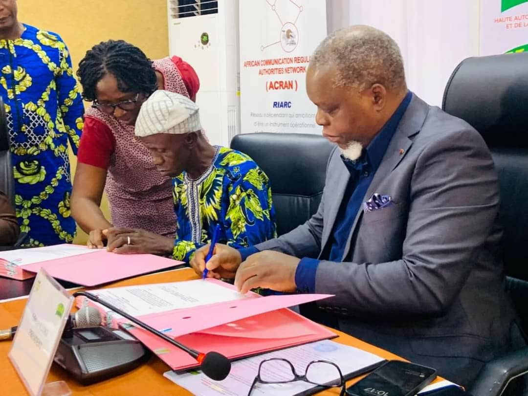 BÉNIN : Trois médias régularisés et un autre suspendu par la Haac
