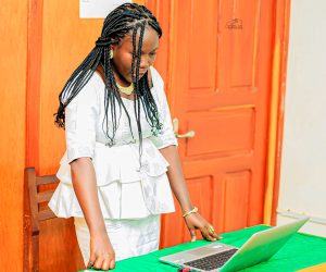 SOUTENANCE DE  MASTER EN MÉDIATION SOCIALE ET FACILITATION POUR LE DÉVELOPPEMENT : Pauline Dossou analyse les conflits entre soignants et soignés à l’Hia de Parakou