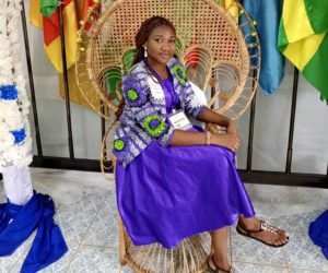 DONS DE KITS A L&rsquo;ORPHELINAT DE GRAFEP ONG : Gloria Kassa à travers l&rsquo;Ong Voix Féminine fait parler son cœur