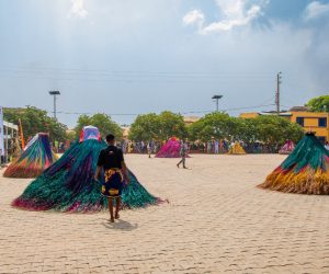 AU CŒUR DE L’EFFERVESCENCE DES ANIMATIONS DANS LA VILLE : Ouidah s’anime sous les couleurs et les sons des Vodun Days