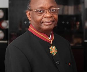 MINISTRES CONSEILLERS : Talon nomme Janvier Yahouédéou coordonnateur