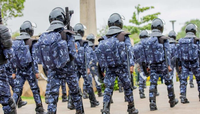 Police-3-702x400
