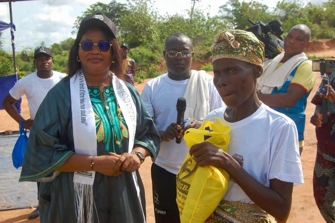 SOLIDARITÉ FÉMININE EN MILIEU RURAL : Pascaline Dossou et l’ONG ALLOUGBA redonnent espoir aux femmes d’Akodéha