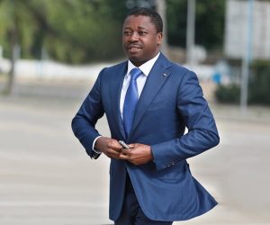 LA Ve RÉPUBLIQUE TOGOLAISE : Un costume taillé sur mesure pour Faure