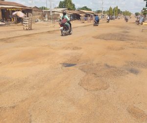 VOIRIE URBAINE À PARAKOU : Les saisons passent, les nids-de-poule restent