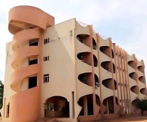 CABINES UNIVERSITAIRES À L&rsquo;UP : Entre attentes brisées et espoirs persistants