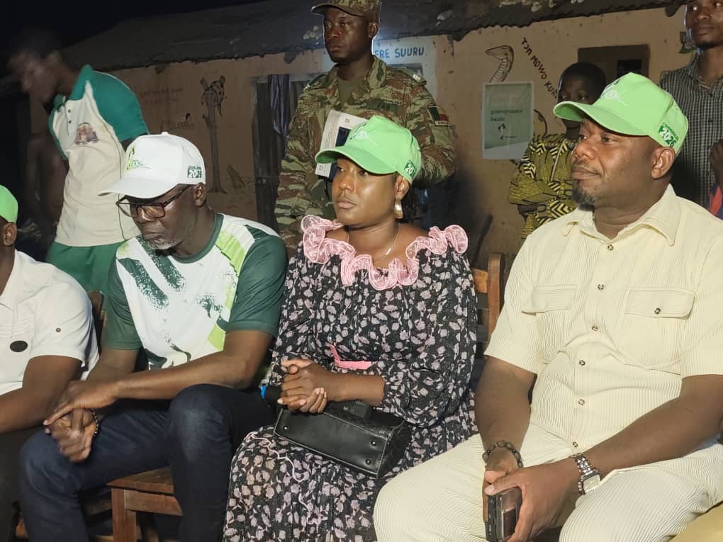 CAMPAGNE ÉLECTORALE À PARAKOU: Adizatou AROUNA aux côtés d’Inoussa Chabi Zimé à Koroborou.