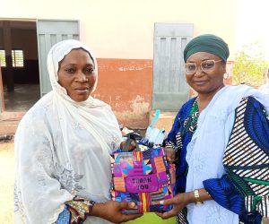 SOLIDARITÉ RAMADANESQUE À PARAKOU : Rafatou Abdoulaye Osséni soulage des femmes musulmanes avec des kits alimentaires