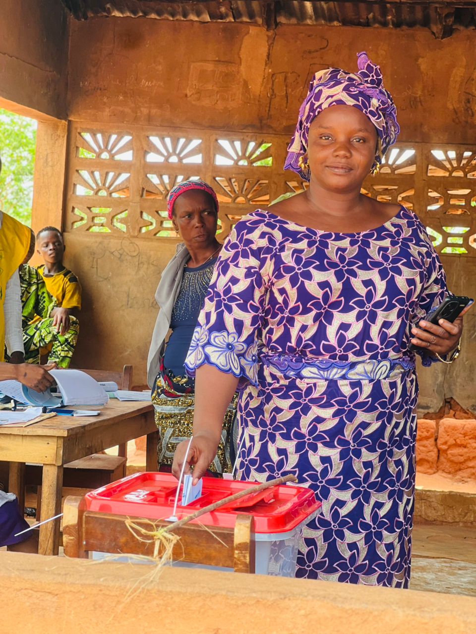 PRÉSIDENTIELLE 2026 : À Dodji-Bata, la suppléante députée Clarisse Dassi salue un scrutin apaisé et appelle à une forte participation