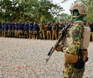 CRÉATION D’UNE RÉSERVE MILITAIRE DE 100 000 HOMMES AU BURKINA FASO : Vers une “nation en armes”, le pari risqué d’une guerre sans solution rapide