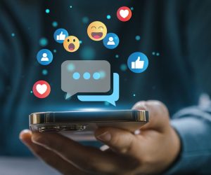 RÉSEAUX SOCIAUX : La jeunesse à l’épreuve de la dictature des likes