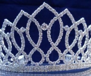 CONCOURS DE BEAUTÉ AU BÉNIN : Derrière les couronnes, des pratiques préoccupantes qui appellent l’État à réagir