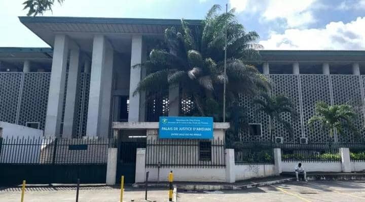CÔTE D’IVOIRE : Plusieurs influenceurs visés par une procédure judiciaire pour blanchiment de capitaux